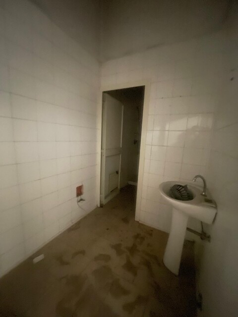 Locale commerciale in Affitto a Palermo Calatafimi Alta