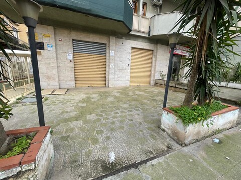 Locale commerciale in Affitto a Palermo Calatafimi Alta