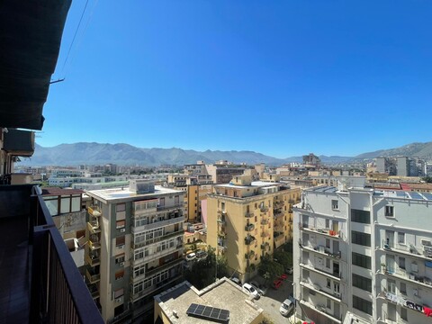 Quadrilocale in Vendita a Palermo Calatafimi bassa