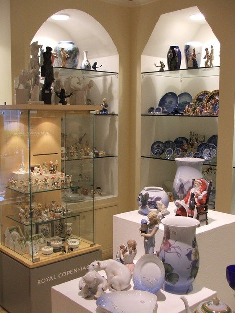 www.royalcopenhagen.com