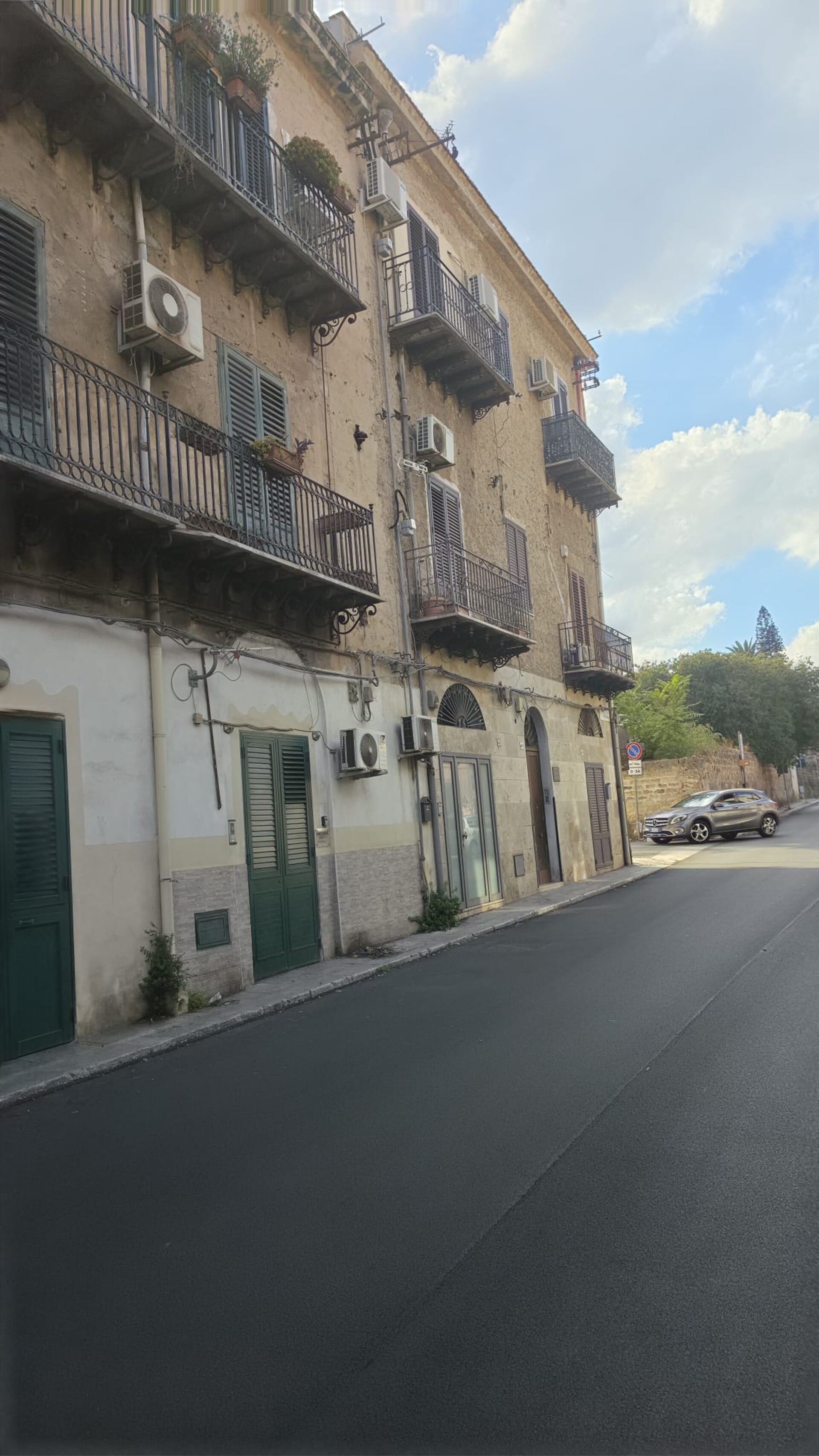 Appartamento in Vendita a Palermo resuttana
