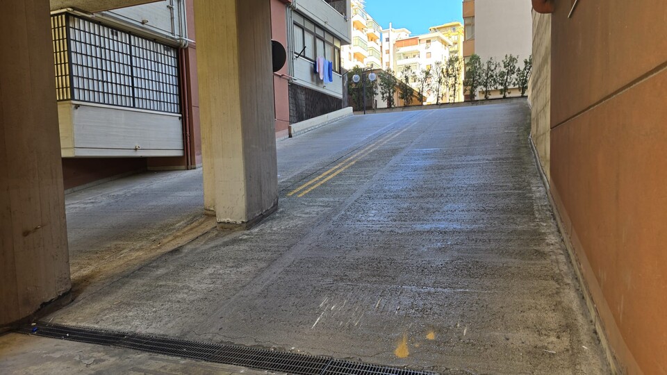 Posto auto singolo in Vendita a Palermo Zisa