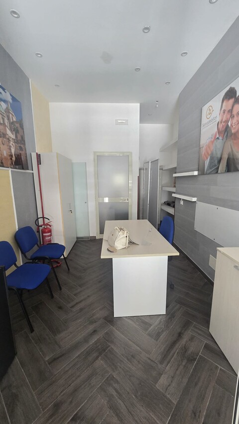Magazzino / Deposito in Vendita a Palermo Uditore
