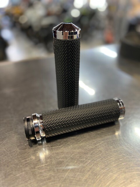 Manopole Avon per Indian AVON Memory Foam Grips Medium-sized Chrome 7/8" Throttle By Wire