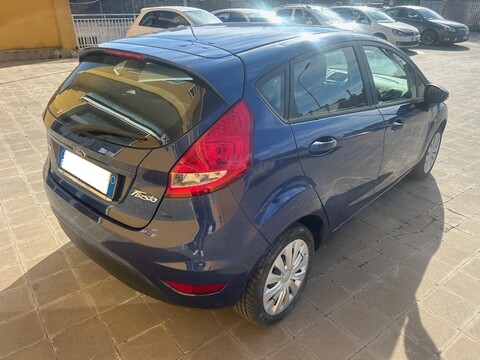 Ford Fiesta TITANIUM Diesel