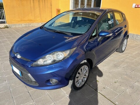 Ford Fiesta TITANIUM Diesel