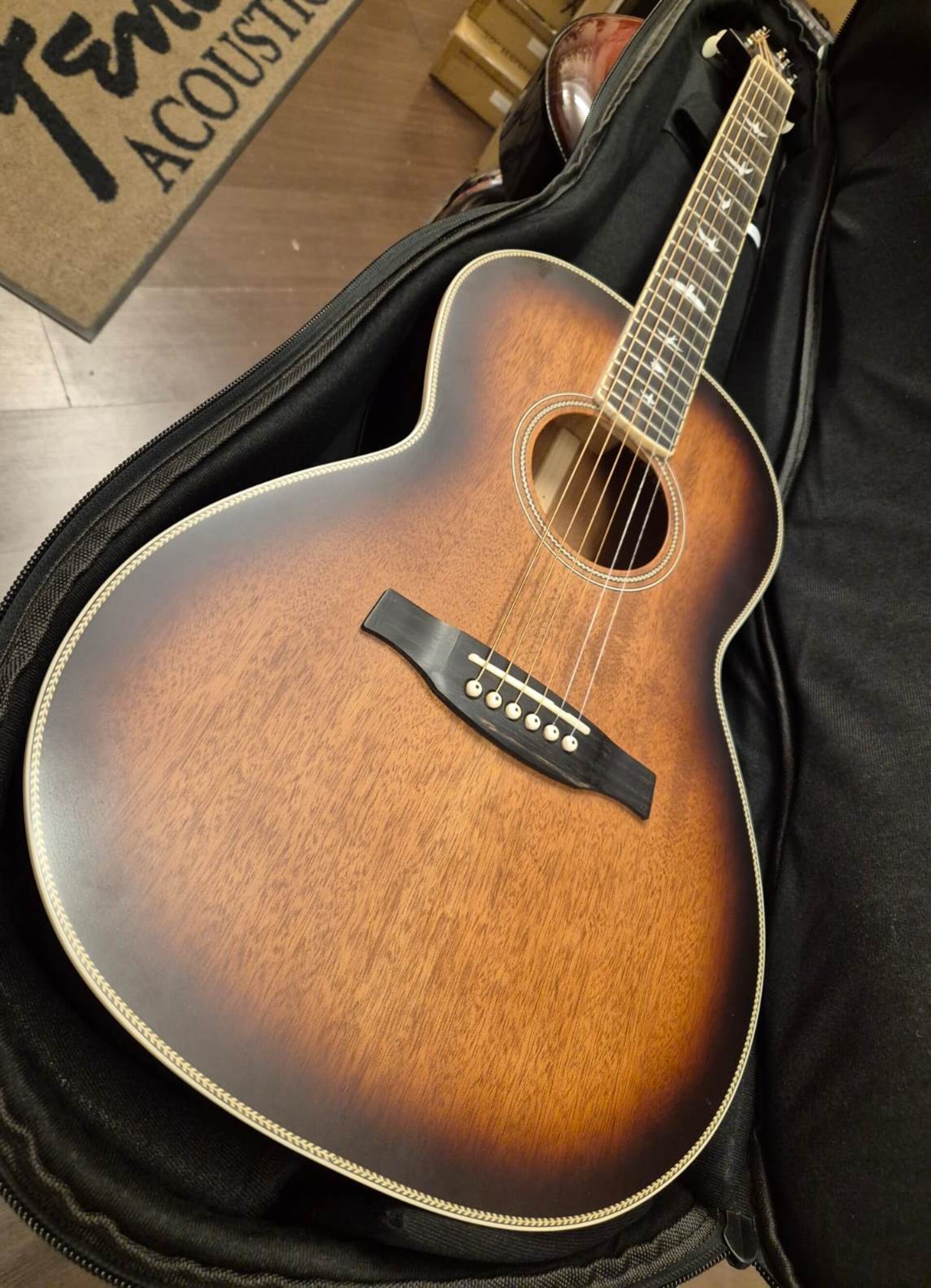 PRS SE P20E TONARE PARLOR TOBACCO SUNBURST