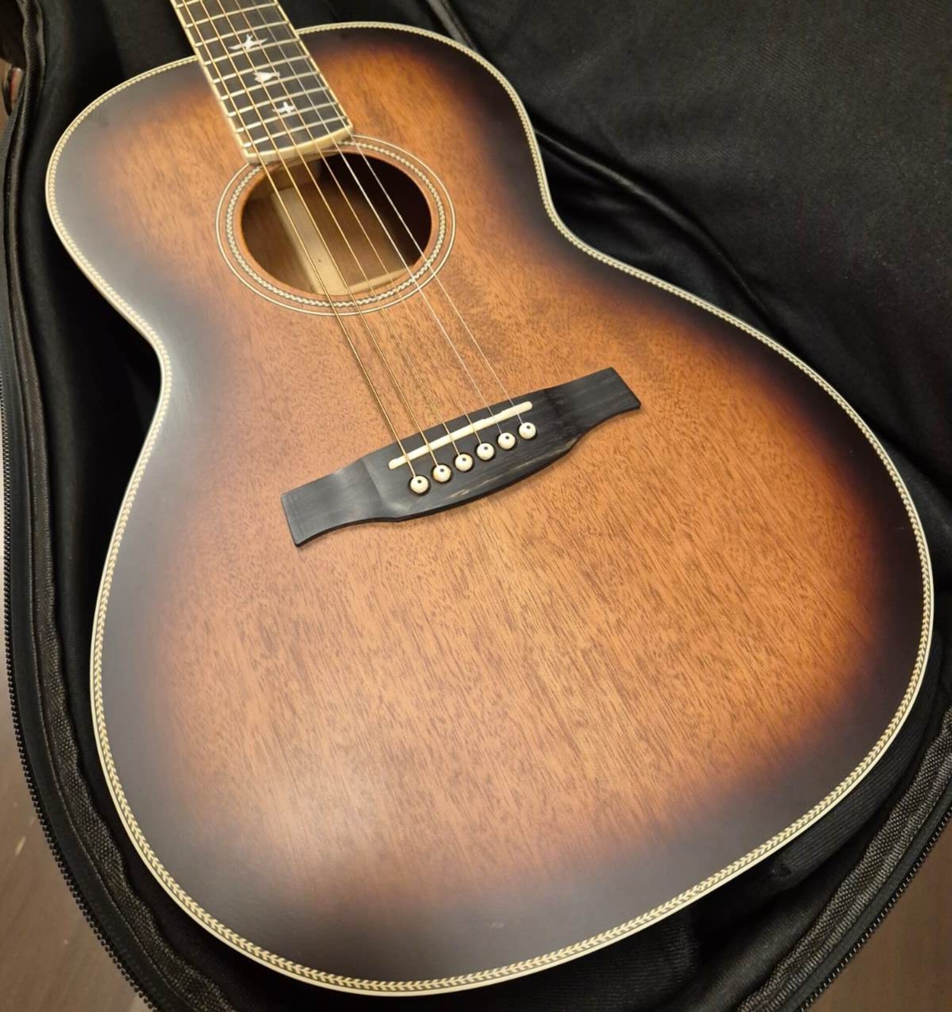 PRS SE P20E TONARE PARLOR TOBACCO SUNBURST