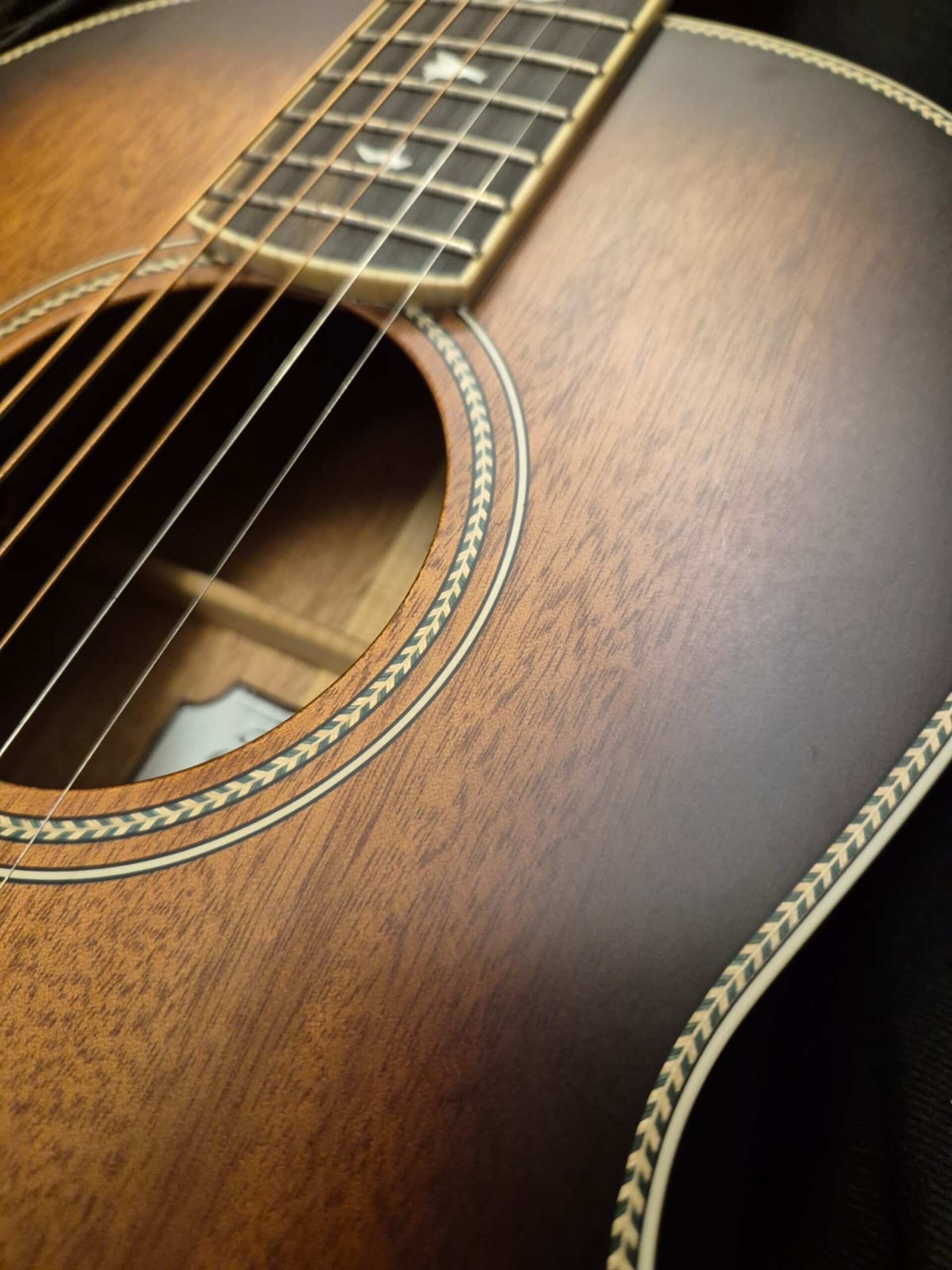 PRS SE P20E TONARE PARLOR TOBACCO SUNBURST