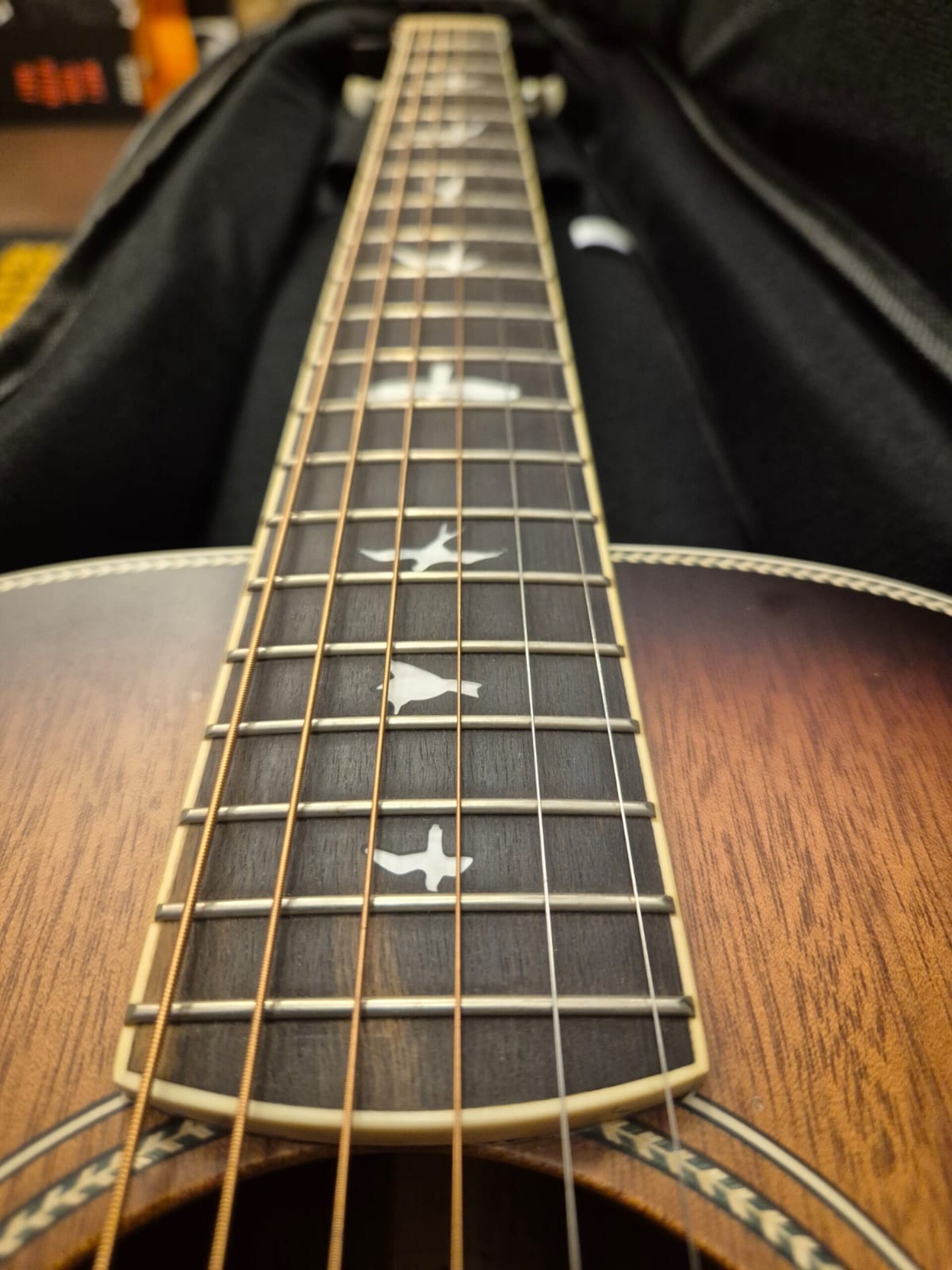 PRS SE P20E TONARE PARLOR TOBACCO SUNBURST