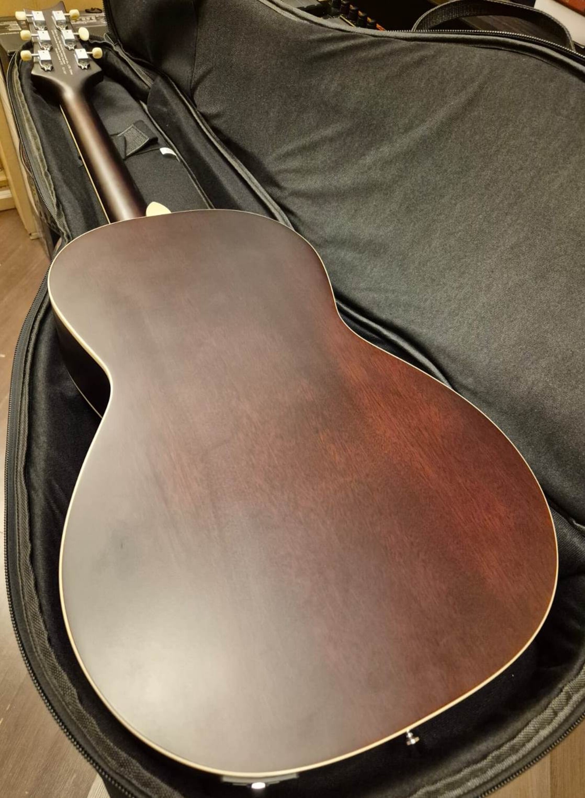 PRS SE P20E TONARE PARLOR TOBACCO SUNBURST