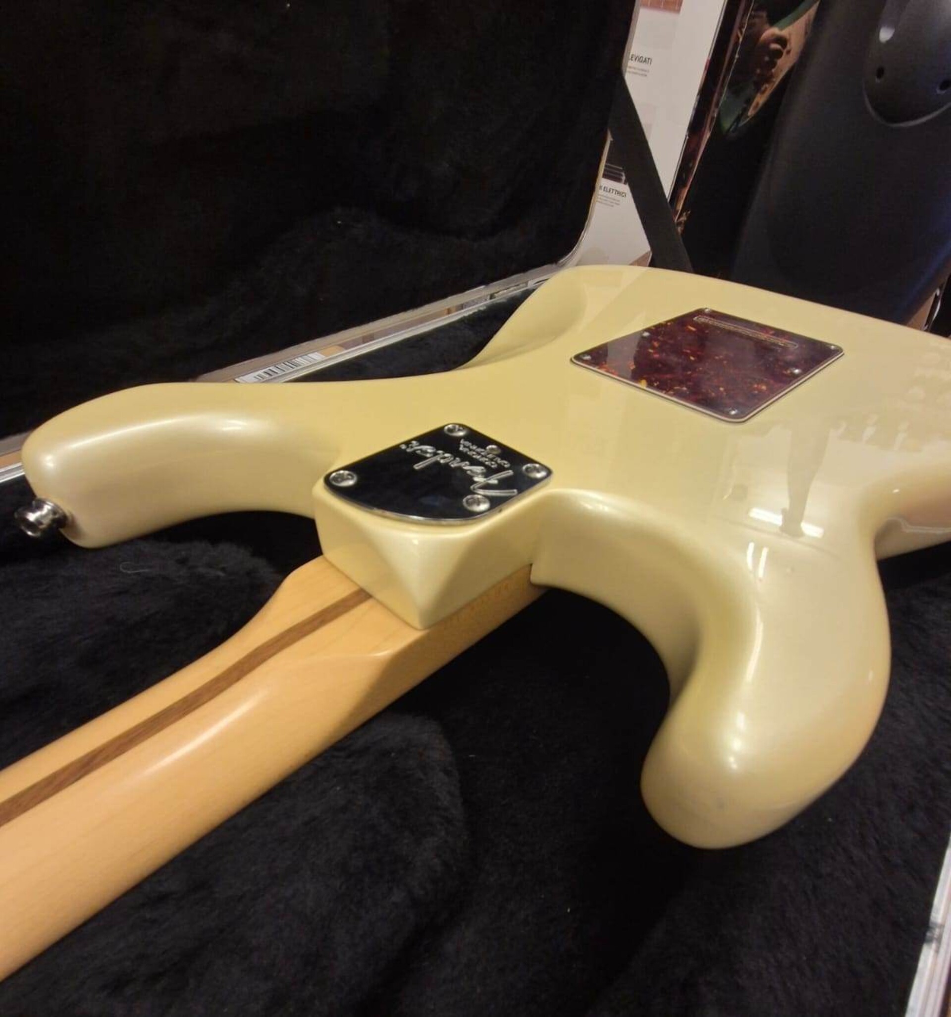 FENDER AMERICAN DELUXE STRATOCASTER OLYMPIC PEARL