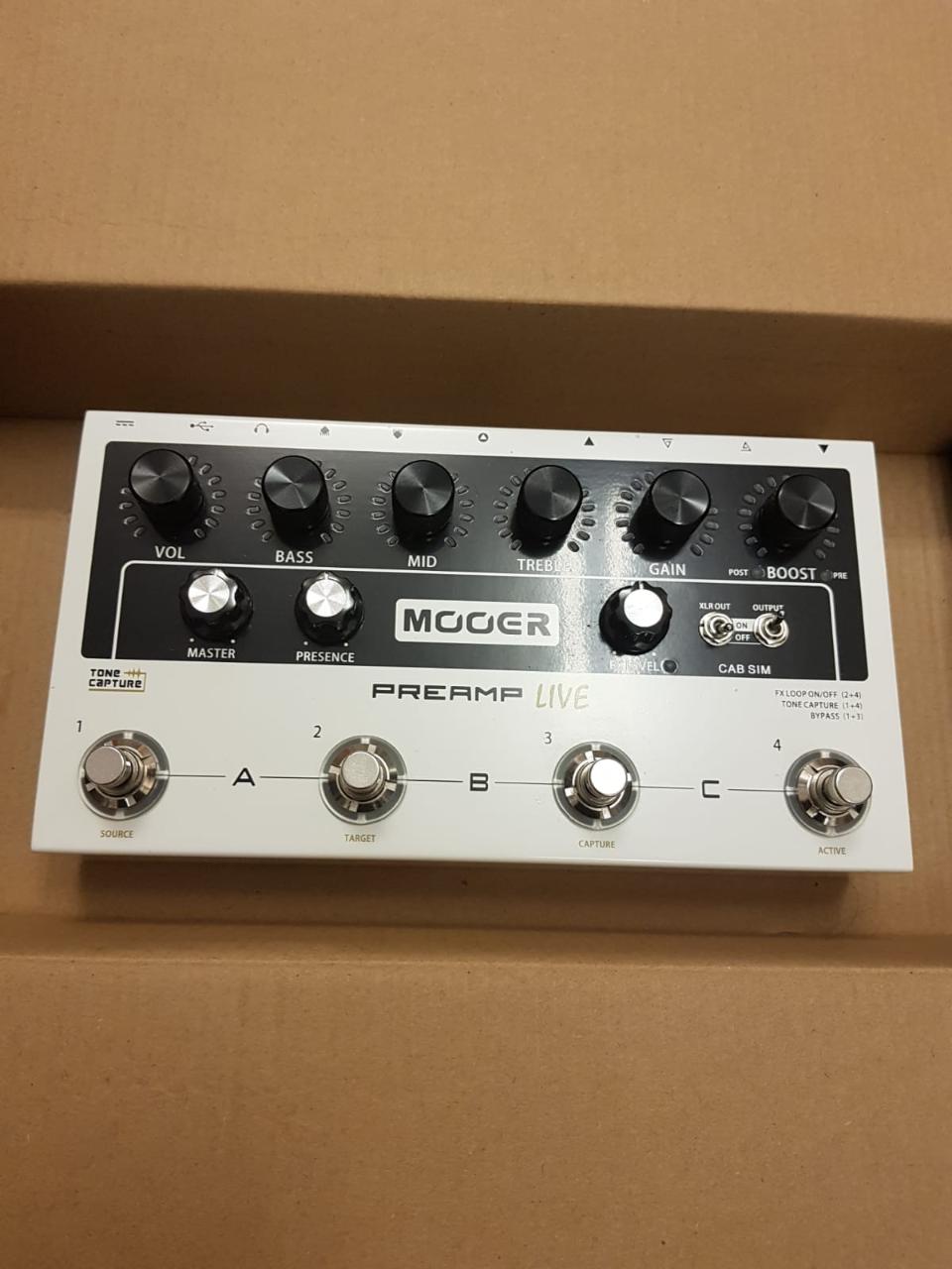 MOOER PREAMP LIVE