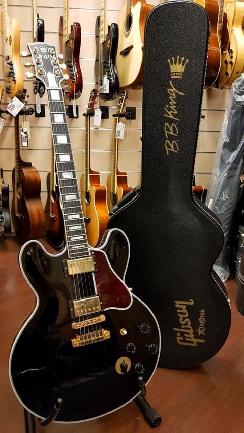 GIBSON BB KING LUCILLE BLACK 2013