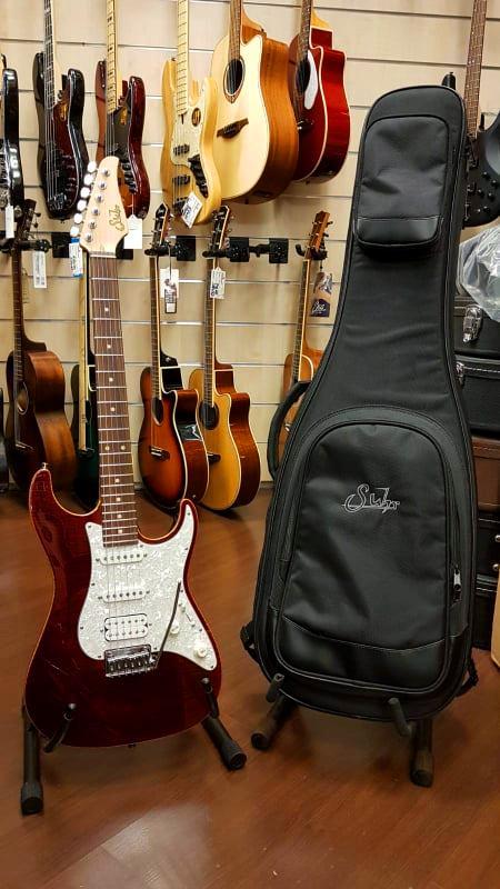 SUHR STANDARD PRO CHILI PEPPER RED