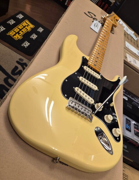 SQUIER FSR CLASSIC VIBE 70s CUSTOMIZZATA STRATOCASTER VINTAGE WHITE