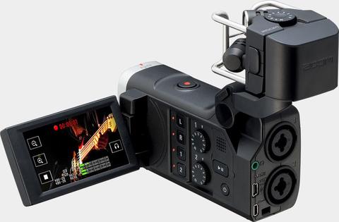 ZOOM Q8