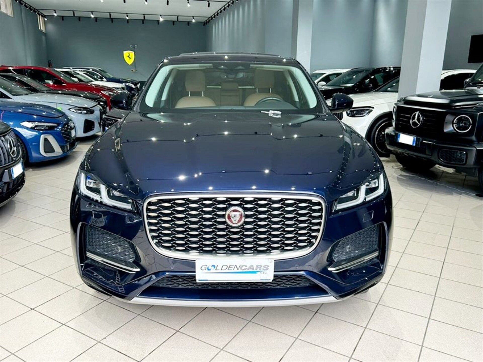 Jaguar F-PACE 2.0d i4 mhev SE awd 204cv auto Elettrica / Diesel