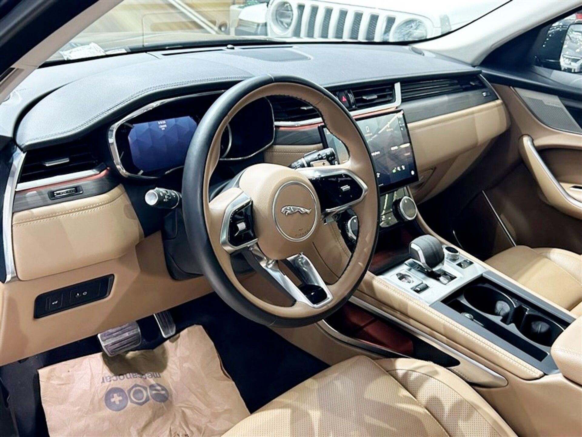 Jaguar F-PACE 2.0d i4 mhev SE awd 204cv auto Elettrica / Diesel