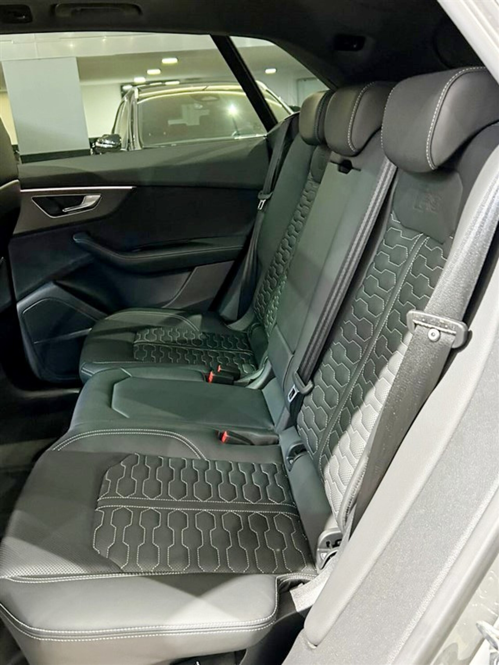 Audi RS Q8 4.0 mhev quattro tiptronic Elettrica / Benzina