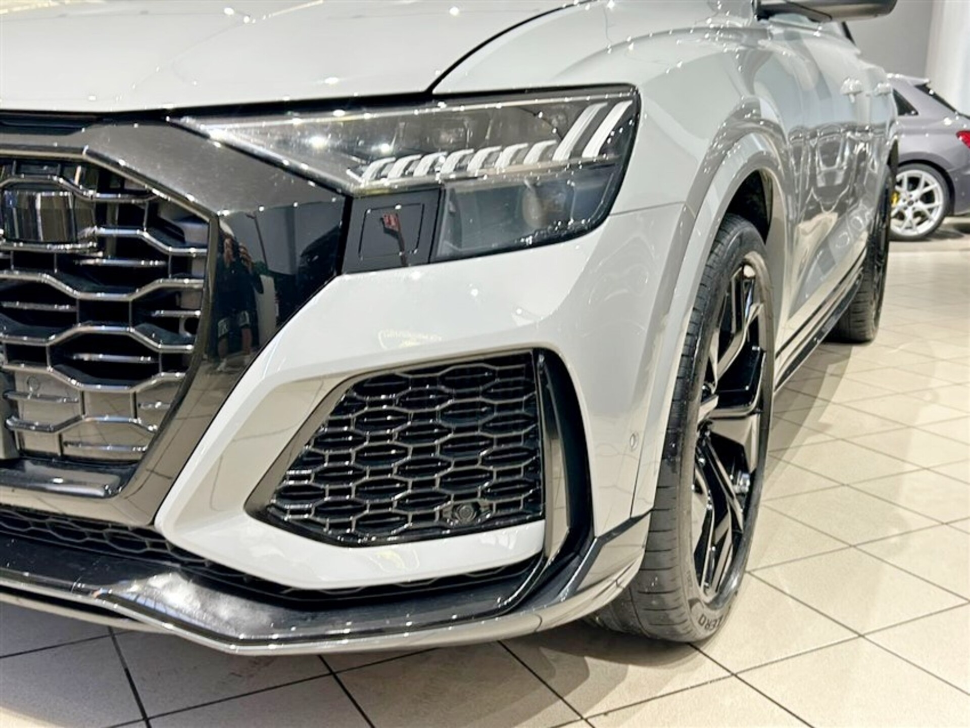 Audi RS Q8 4.0 mhev quattro tiptronic Elettrica / Benzina