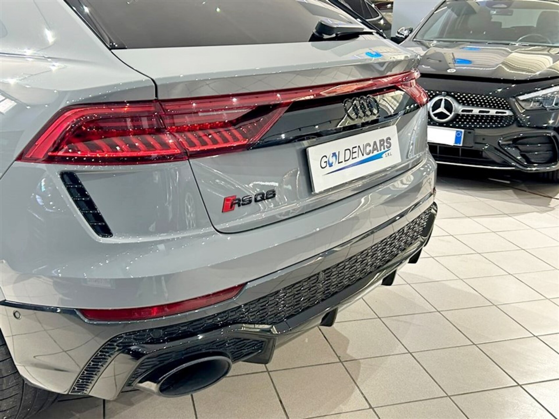 Audi RS Q8 4.0 mhev quattro tiptronic Elettrica / Benzina