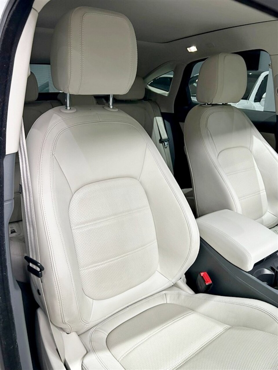 Jaguar E-Pace 2.0D 180 CV AWD aut. R-Dynamic SE Diesel