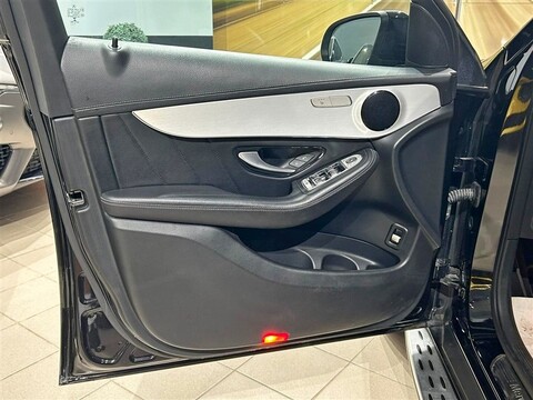 Mercedes-Benz GLC 300 de phev AMG PACK 4matic Coupè Elettrica / Diesel