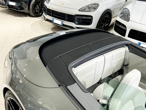 Porsche 911 992 Cabrio 3.0 Carrera GTS auto Benzina