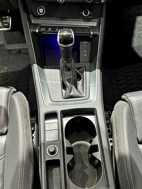 Audi Q3 SBK 40 2.0 TDI quattro Edition 200cv s-tronic Diesel