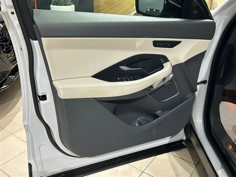 Jaguar E-Pace 2.0D 180 CV AWD aut. R-Dynamic SE Diesel