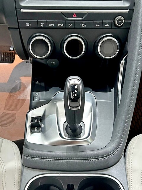 Jaguar E-Pace 2.0D 180 CV AWD aut. R-Dynamic SE Diesel