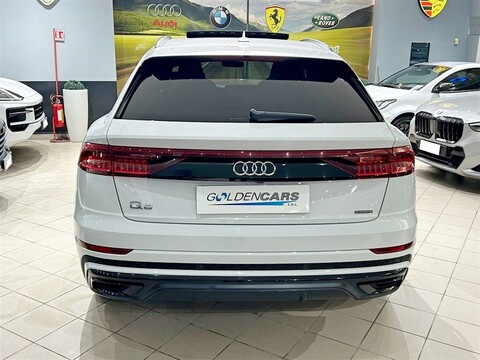 Audi Q8 50 3.0 tdi mhev Sport quattro tiptronic Elettrica / Diesel