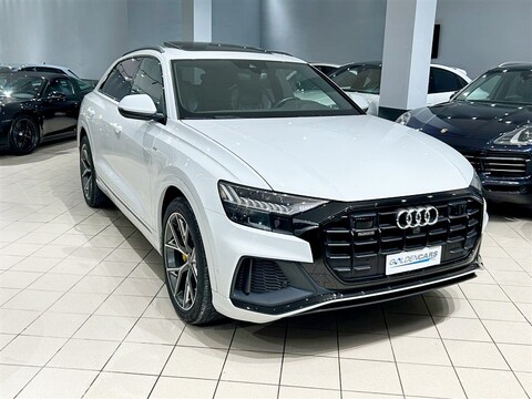Audi Q8 50 3.0 tdi mhev Sport quattro tiptronic Elettrica / Diesel