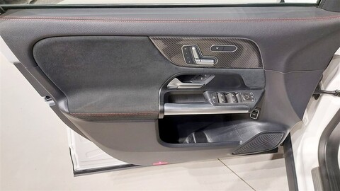 Mercedes-Benz GLA 220 D Automatic 4matic D Premium Plus 4matic MY 2024 Diesel