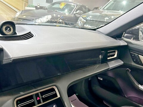 Porsche Taycan 4S Sport turismo Elettrica