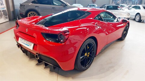 Ferrari 488 Coupe 3.9 GTB dct Benzina