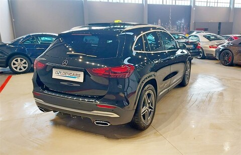 Mercedes-Benz GLA 200 D 200 d Automatic AMG Line Premium Plus Diesel