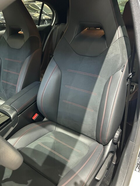 Mercedes-Benz A 180 A 180 d AMG Line Premium auto Diesel