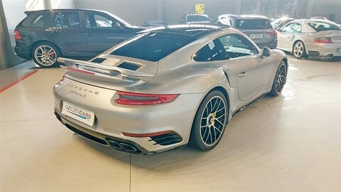 Porsche 911 Coupe 3.8 Turbo S 580cv auto Benzina
