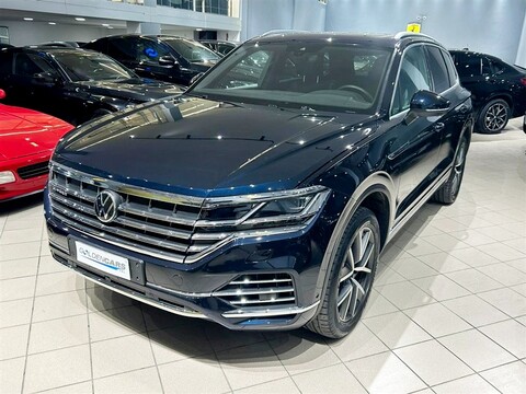 Volkswagen Touareg 3.0 V6 tsi eh Elegance tiptronic Elettrica / Benzina