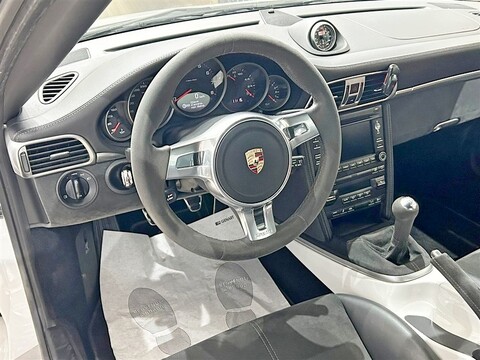 Porsche 911 Coupe 3.8 Carrera 4 GTS Benzina