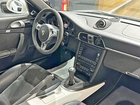 Porsche 911 Coupe 3.8 Carrera 4 GTS Benzina