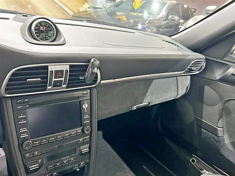 Porsche 911 Coupe 3.8 Carrera 4 GTS Benzina