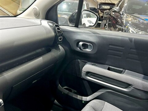 Citroen C3 AIRCROSS 1.2 puretech Shine S&S Benzina