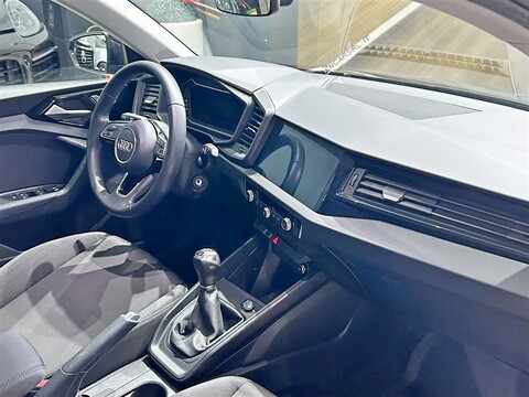 Audi A1 Sportback 30 1.0 tfsi 116cv Benzina