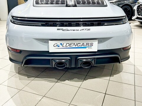 Porsche 911 Carrera GTS Elettrica / Benzina
