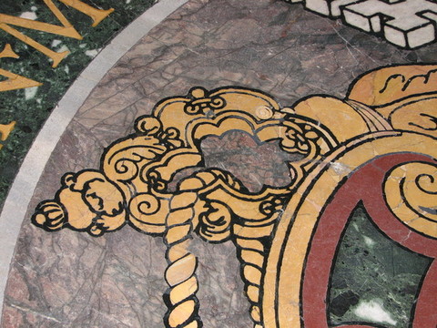 Pavimento decorato. Fonte basilica di S. Pietro.tipo di lavorazione "commesso fiorentino" realizzabile con tecnologia T.W.S.