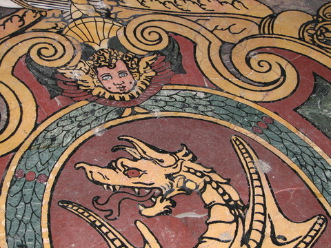 Pavimento decorato. Fonte basilica di S. Pietro.tipo di lavorazione "commesso fiorentino" realizzabile con tecnologia T.W.S.