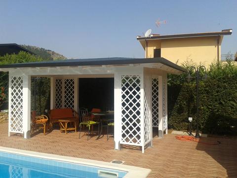 Gazebo Bianco con tetto tegola canadese Blu